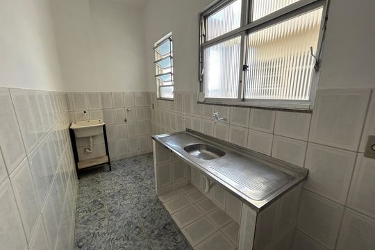 Cozinha de apartamento para alugar com 2 quartos, 63m² em Anchieta, Nilópolis