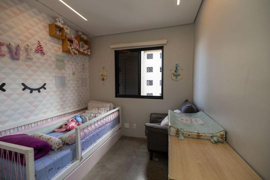 Quarto de apartamento à venda com 2 quartos, 54m² em Jardim Belval, Barueri