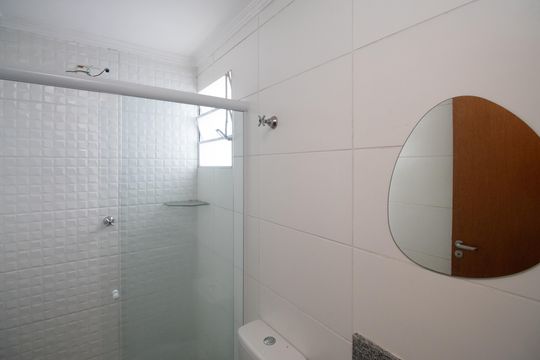 Banheiro  de apartamento para alugar com 2 quartos, 50m² em Vila Maria Alta, São Paulo