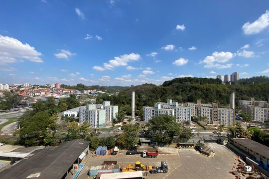 Quarto 3 vista de apartamento à venda com 2 quartos, 59m² em Conjunto Promorar Raposo Tavares, São Paulo