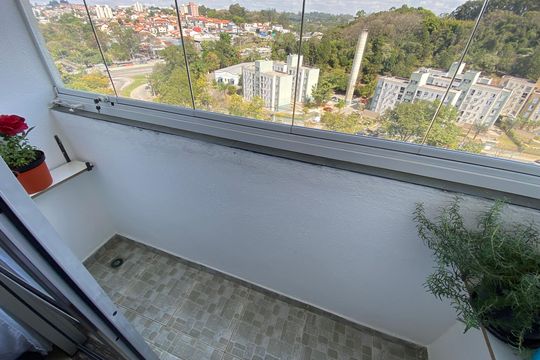Varanda de apartamento à venda com 2 quartos, 59m² em Conjunto Promorar Raposo Tavares, São Paulo
