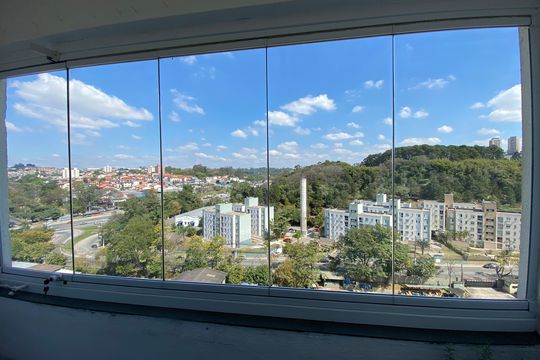 Varanda de apartamento à venda com 2 quartos, 59m² em Conjunto Promorar Raposo Tavares, São Paulo