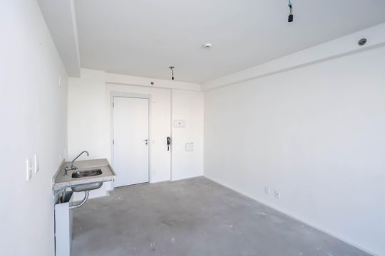 quarto e cozinha de kitnet/studio à venda com 1 quarto, 32m² em Sacomã, São Paulo