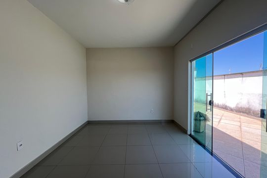 Sala de casa para alugar com 3 quartos, 90m² em Milanez, Contagem