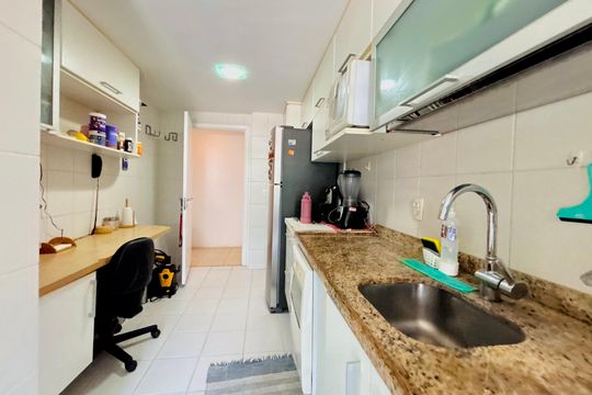 Cozinha de apartamento à venda com 3 quartos, 88m² em Botafogo, Rio de Janeiro