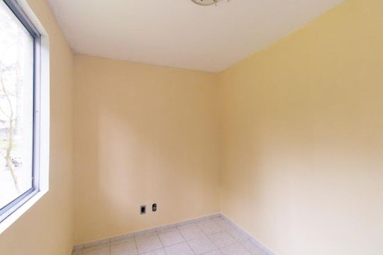 Quarto 2 de apartamento para alugar com 2 quartos, 43m² em Santo Antônio, São José dos Pinhais