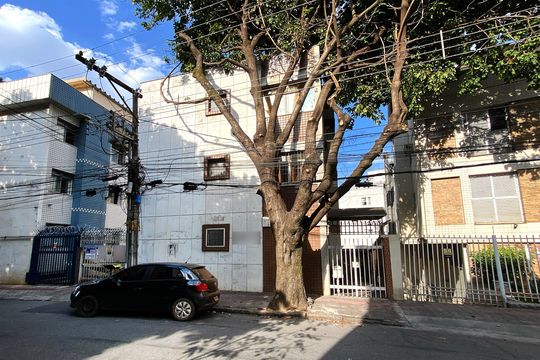Fachada de apartamento à venda com 3 quartos, 105m² em Sion, Belo Horizonte