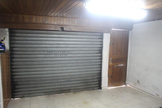 Garagem de casa à venda com 2 quartos, 125m² em Vila Boa Vista, São Caetano do Sul