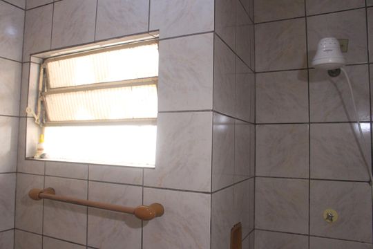 Banheiro de casa à venda com 2 quartos, 125m² em Vila Boa Vista, São Caetano do Sul