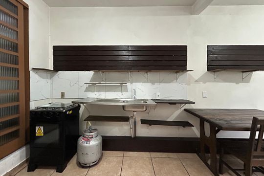 Studio  de kitnet/studio para alugar com 1 quarto, 30m² em Córrego Grande, Florianópolis