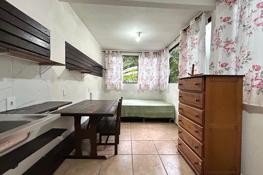 Kitnet/Studio para alugar com 1 quarto, 30m² em Córrego Grande, Florianópolis