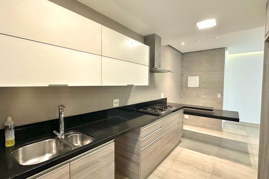 Apartamento para alugar com 2 quartos, 96m² em Lagoa, Rio de Janeiro