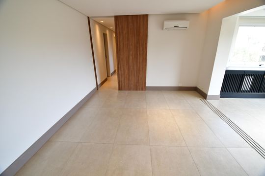 Apartamento para alugar com 3 quartos, 92m² em Vila Brandina, Campinas