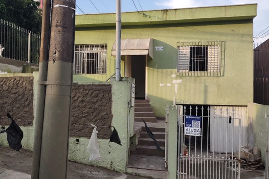 Fachada de casa para alugar com 2 quartos, 120m² em Barcelona, São Caetano do Sul