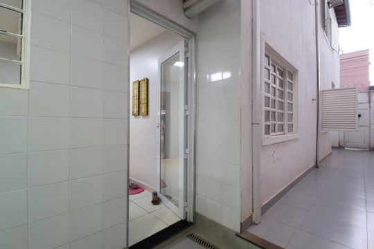 Área de Serviço de casa para alugar com 4 quartos, 250m² em Cazeca, Uberlândia