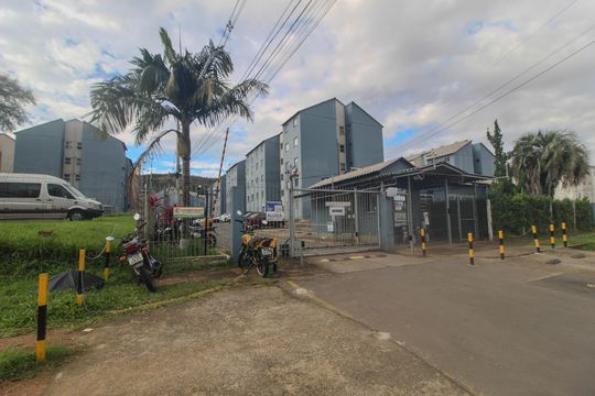 Fachada de apartamento para alugar com 2 quartos, 37m² em Campo Novo, Porto Alegre