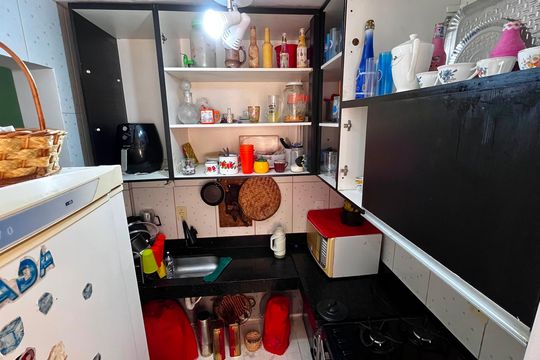 Cozinha e Área de Serviço de apartamento à venda com 3 quartos, 52m² em Fernão Dias, Belo Horizonte