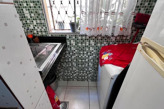 Cozinha e Área de Serviço de apartamento à venda com 3 quartos, 52m² em Fernão Dias, Belo Horizonte