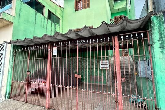 Fachada de casa à venda com 3 quartos, 120m² em Vila Santa Luzia, São Bernardo do Campo