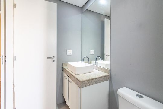 Banheiro da Suíte 3 de apartamento à venda com 3 quartos, 147m² em Vila Alexandria, São Paulo