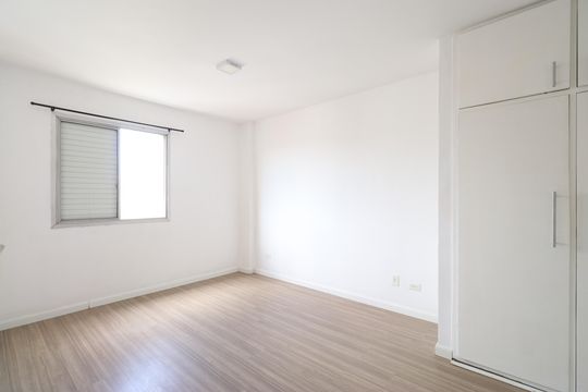 Suíte de apartamento para alugar com 2 quartos, 82m² em Lapa, São Paulo