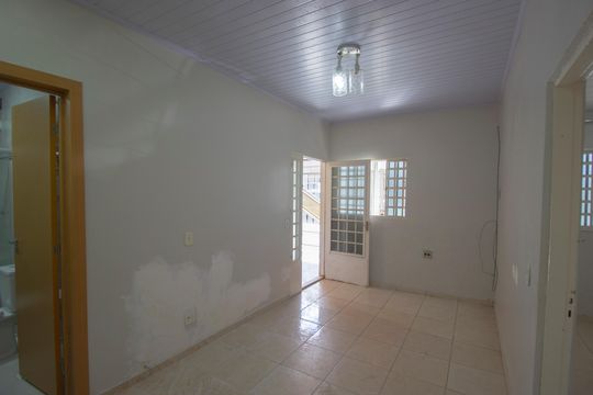 Casa para alugar com 2 quartos, 135m² em Qnp 11, Brasília
