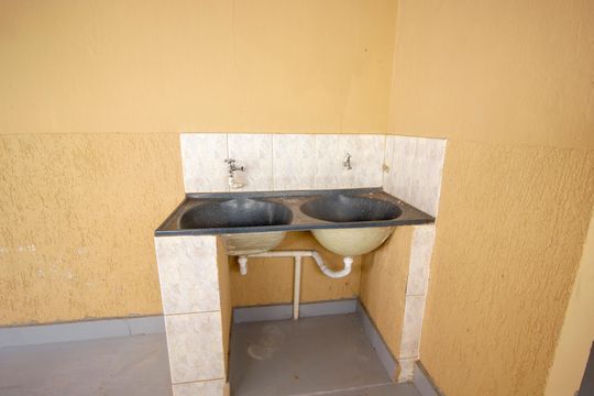 Casa para alugar com 2 quartos, 135m² em Qnp 11, Brasília