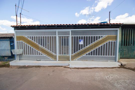 Casa para alugar com 2 quartos, 135m² em Qnp 11, Brasília