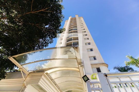 Fachada de apartamento à venda com 3 quartos, 71m² em Vila Carrão, São Paulo