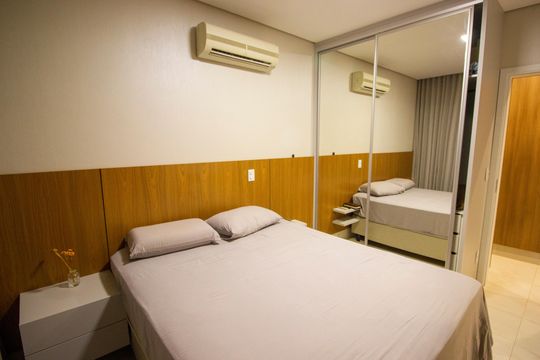 Casa de Condomínio para alugar com 3 quartos, 200m² em Conjunto 4, Brasília