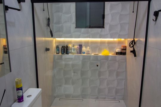 Casa de Condomínio para alugar com 3 quartos, 200m² em Conjunto 4, Brasília