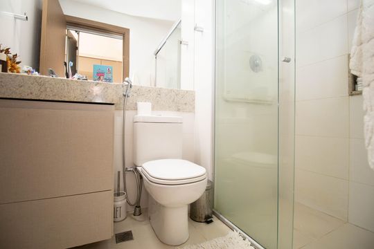 Banheiro Social de kitnet/studio para alugar com 1 quarto, 72m² em Setor Noreste, Brasília