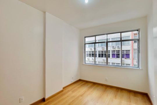 Apartamento para alugar com 2 quartos, 70m² em Copacabana, Rio de Janeiro