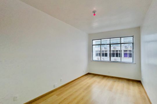 Apartamento para alugar com 2 quartos, 70m² em Copacabana, Rio de Janeiro