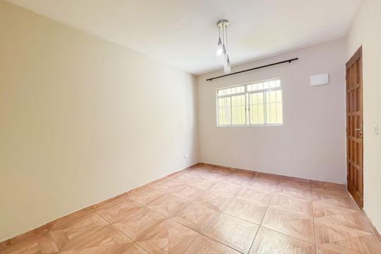Sala de casa para alugar com 2 quartos, 106m² em Metalúrgicos, Osasco