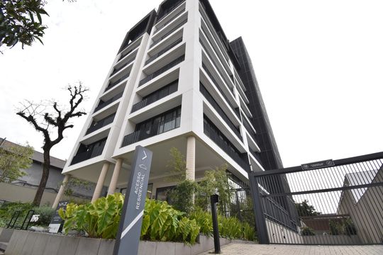 Fachada de kitnet/studio para alugar com 1 quarto, 53m² em Centro, Curitiba