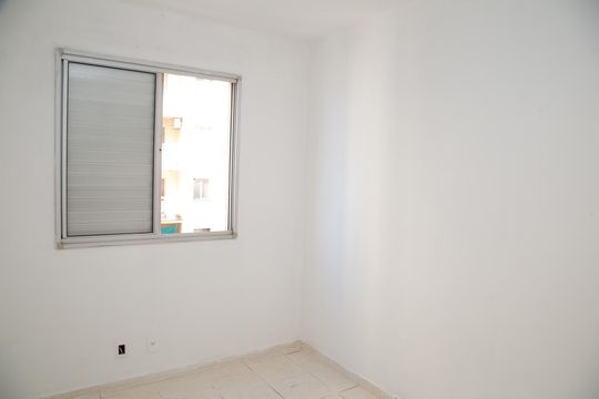 Quarto 2 de apartamento para alugar com 2 quartos, 65m² em Jardim Monte Serrat, Aparecida de Goiânia