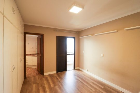 Suíte 1 de apartamento à venda com 3 quartos, 220m² em Santana, São Paulo