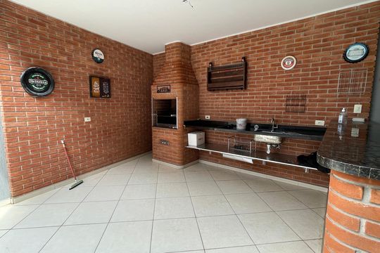 Churrasqueira de casa à venda com 3 quartos, 240m² em Jardim das Vertentes, São Paulo
