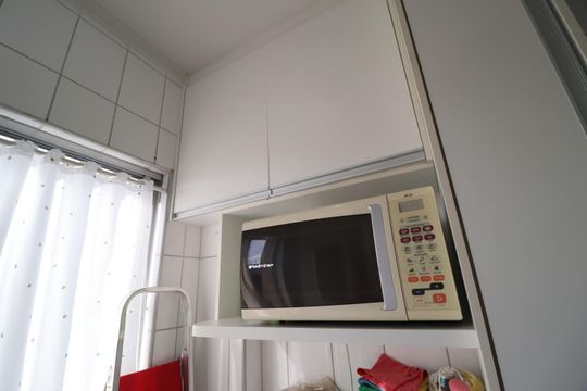 Cozinha de apartamento para alugar com 3 quartos, 63m² em Tabajaras, Uberlândia