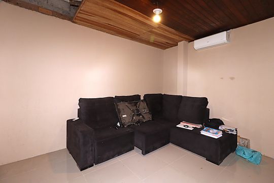 Casa à venda com 5 quartos, 152m² em Farrapos, Porto Alegre