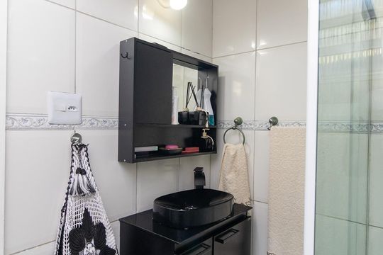 Banheiro Social de apartamento para alugar com 4 quartos, 140m² em Vila Valqueire, Rio de Janeiro