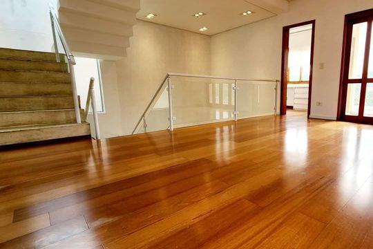 Sala de casa de condomínio à venda com 4 quartos, 375m² em Suru, Barueri