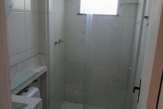Banheiro de apartamento para alugar com 2 quartos, 56m² em Bangu, Rio de Janeiro