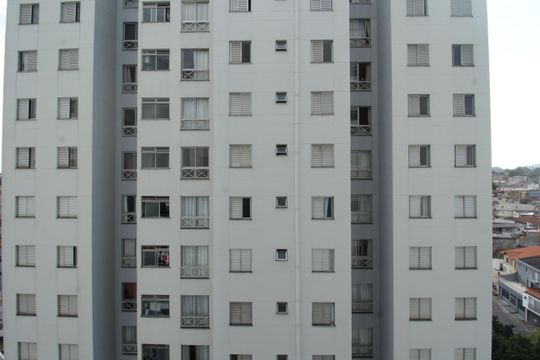 Vista sala de apartamento para alugar com 2 quartos, 45m² em Vila Cruz das Almas, São Paulo