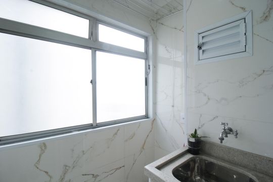 Área de Serviço de apartamento para alugar com 2 quartos, 45m² em Vila Cruz das Almas, São Paulo