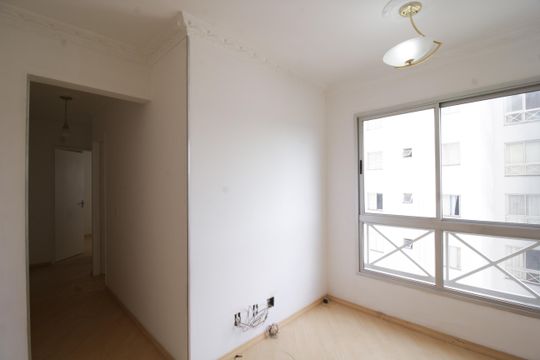Sala de apartamento para alugar com 2 quartos, 45m² em Vila Cruz das Almas, São Paulo