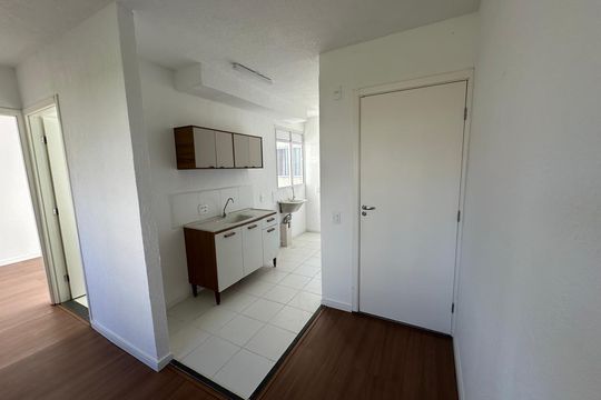 Cozinha de apartamento para alugar com 2 quartos, 41m² em Morro Santana, Porto Alegre