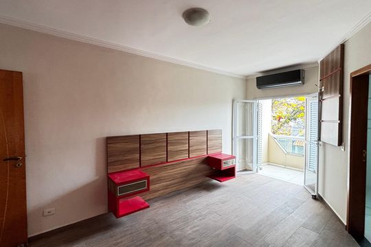 Suite 1 de casa para alugar com 3 quartos, 316m² em Parque Novo Oratório, Santo André