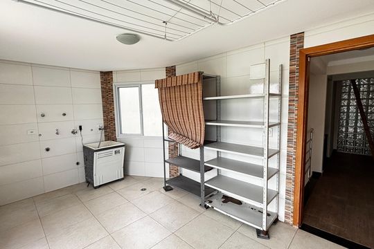 Área de Serviço de casa para alugar com 3 quartos, 316m² em Parque Novo Oratório, Santo André